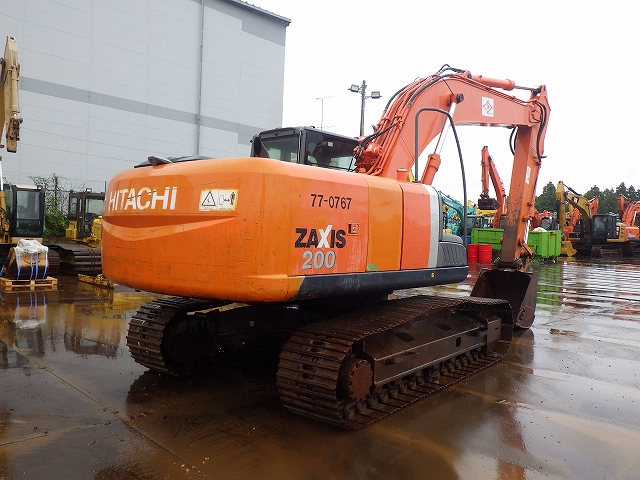 HITACHI ZX200-3 2014