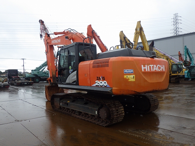 HITACHI ZX200-6 2020